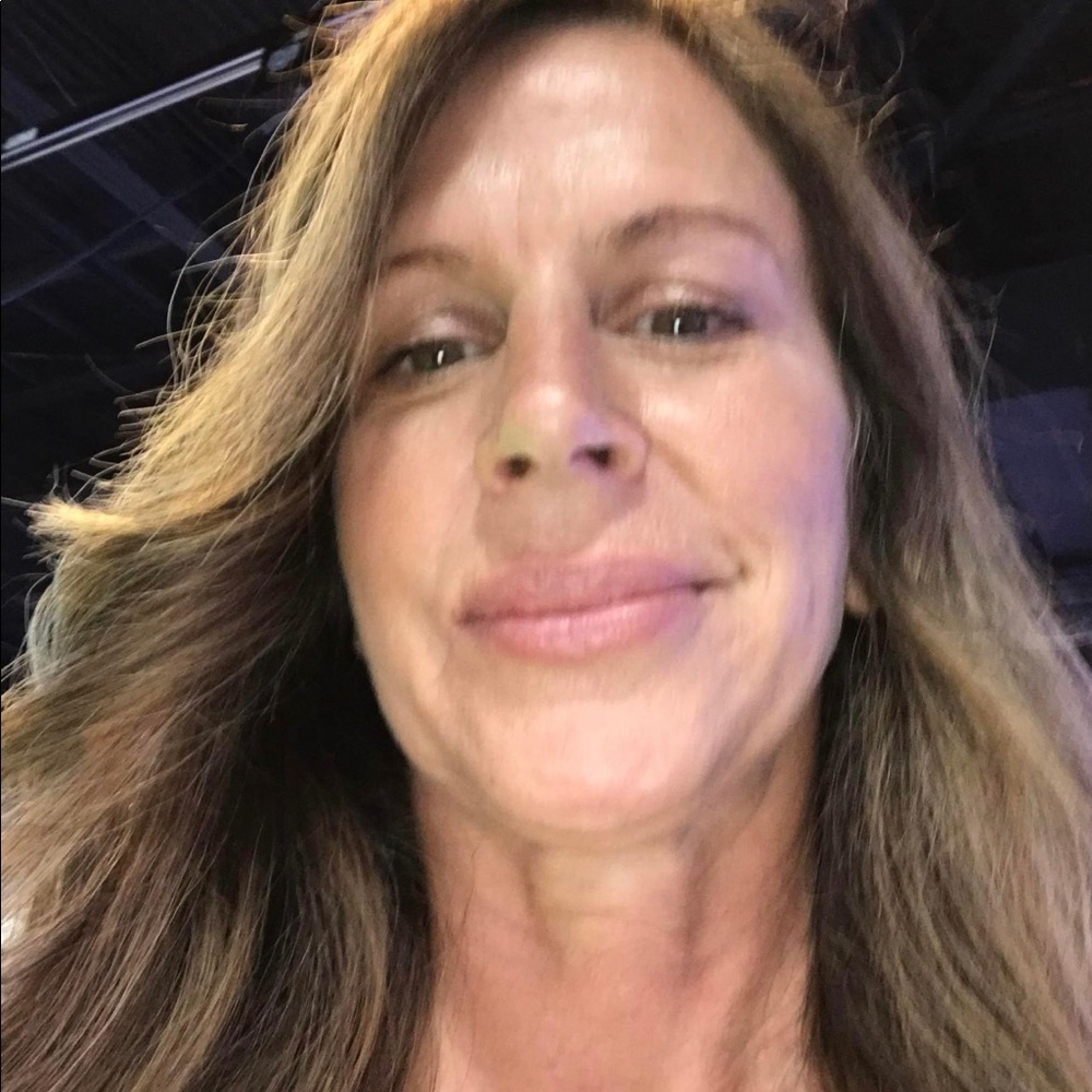 Meet your Posher, Andrea